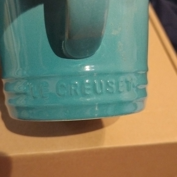 Set of 2 Le Creuset Teal Stoneware Mug. - Picture 2 of 4